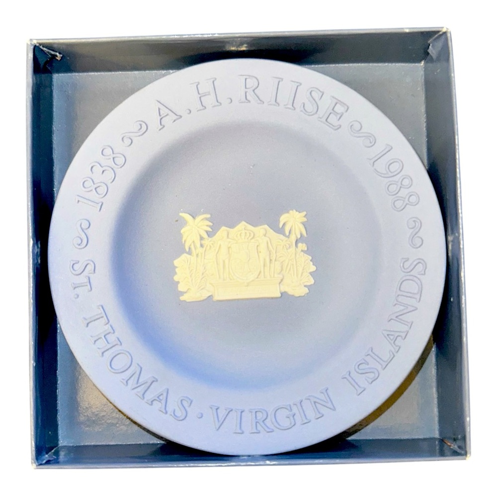 Wedgwood Jasperware A.H. Riise St. Thomas Virgin Islands Commemorative Plate